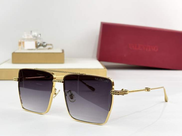 Picture of Valentino Sunglasses _SKUfw76405017fw